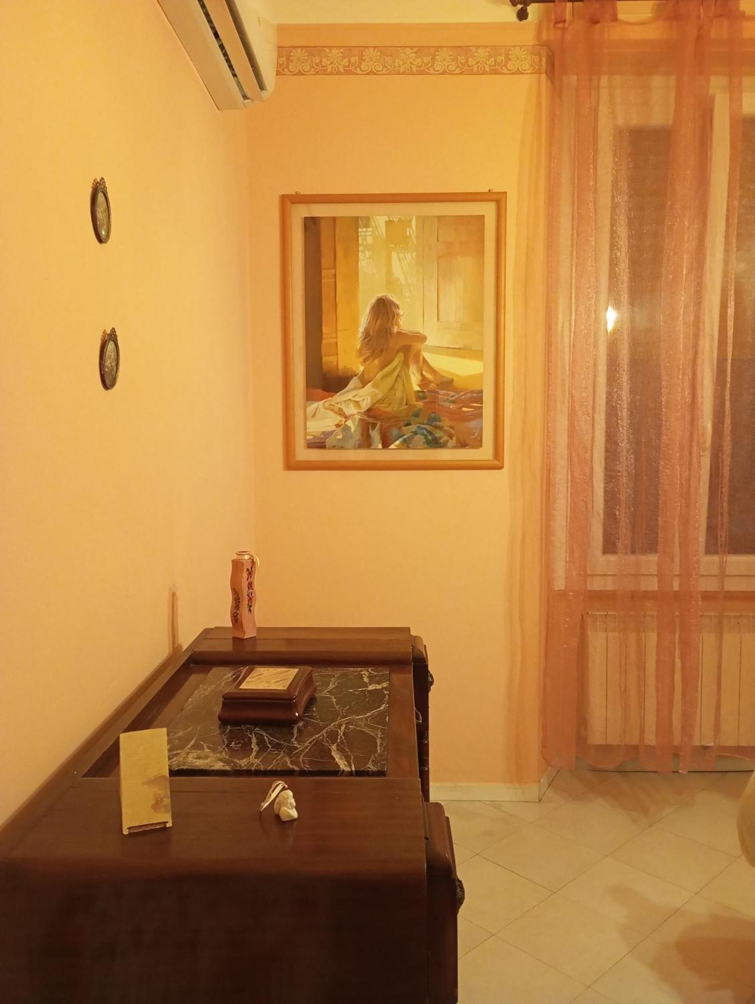 Flores Home, Vintage Charm Near City Center & Navigli *