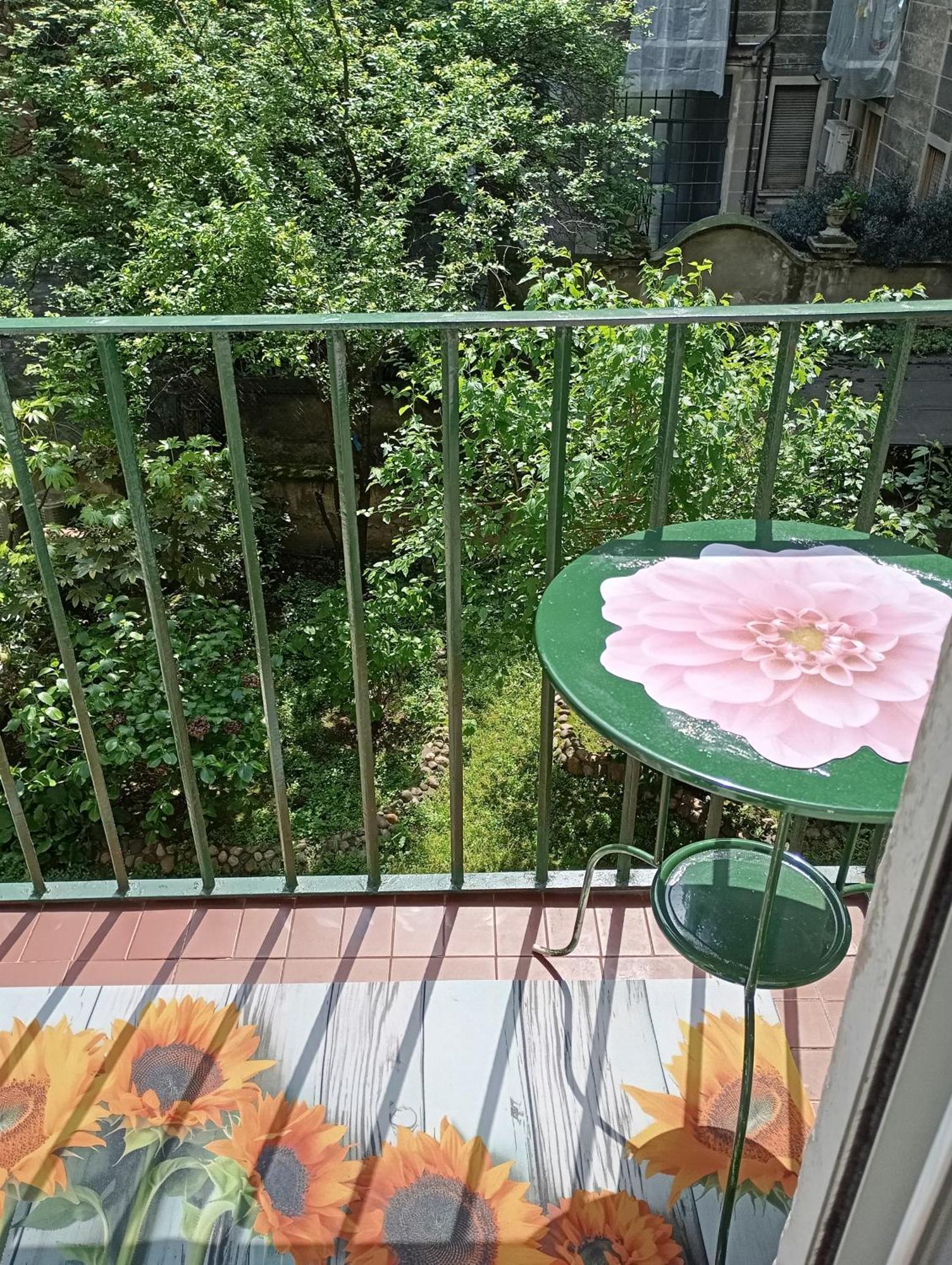 Flores Home, Vintage Charm Near City Center & Navigli Appartement *